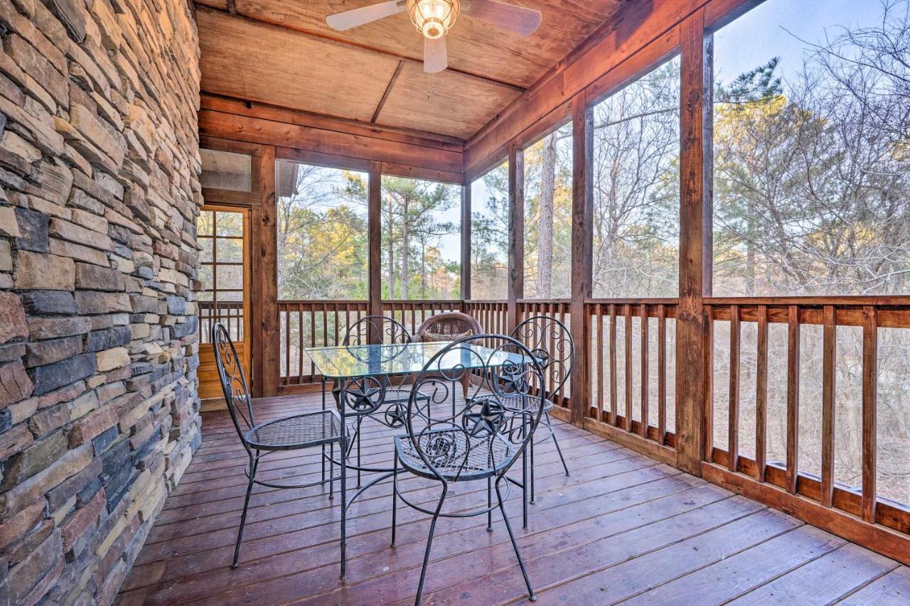 Broken Bow Cabin With Deck, Hot Tub And Fire Pit! ภายนอก รูปภาพ